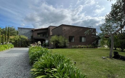 CASA EN VENTA EN ALTO DE PALMAS – EN LOTE INDEPENDIENTE
