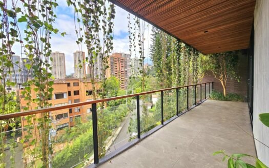 APARTAMENTO DE GRAN FORMATO EN OBRA GRIS – SAN LUCAS