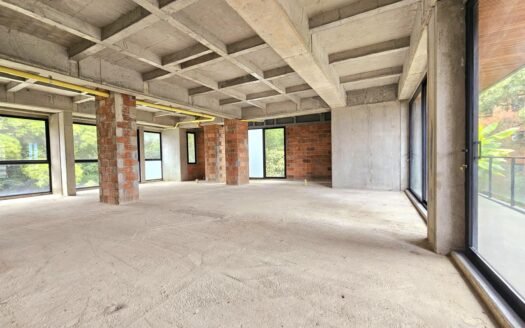 APARTAMENTO DE GRAN FORMATO EN OBRA GRIS – SAN LUCAS