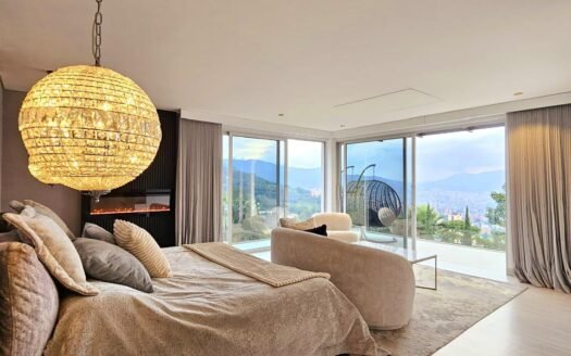 CASA CONTEMPORÁNEA DE LUJO EN EL MONTE – LAS PALMAS