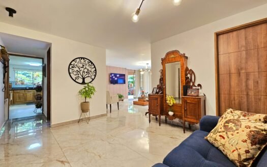 APARTAMENTO EN MILLA DE ORO – POBLADO
