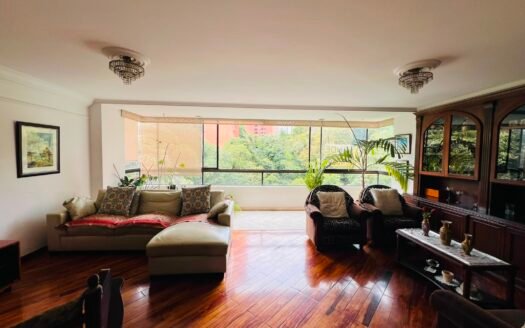 APARTAMENTO PARA REFORMAR EN VENTA EN LA TOMATERA – EL POBLADO